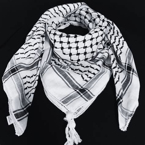 keffiyeh.